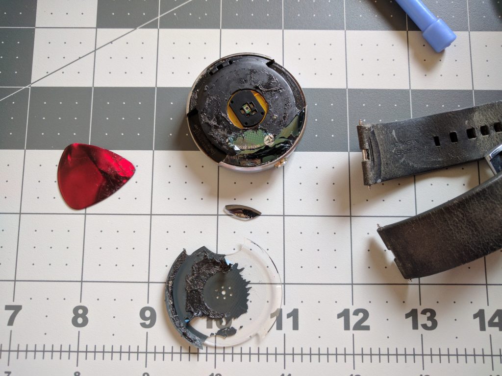 Moto 360 watch battery removal